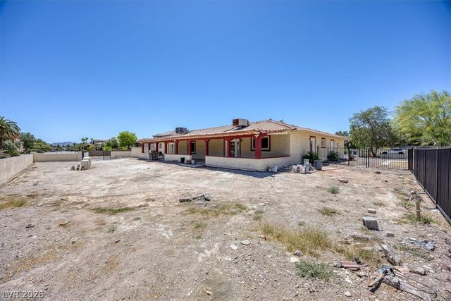 90 East Levi Avenue, Las Vegas, NV 89183