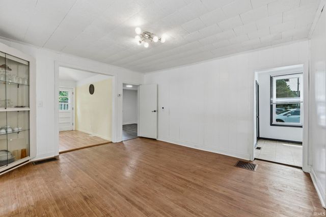 1012 S Main Street, Goshen, IN 46526