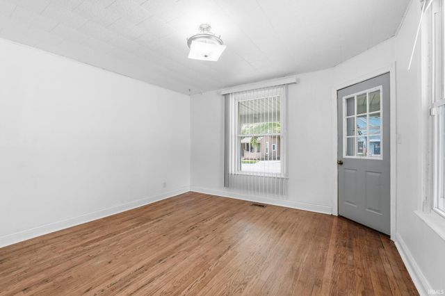 1012 S Main Street, Goshen, IN 46526