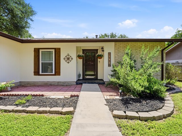1114 CHURING DR, San Antonio, TX 78245