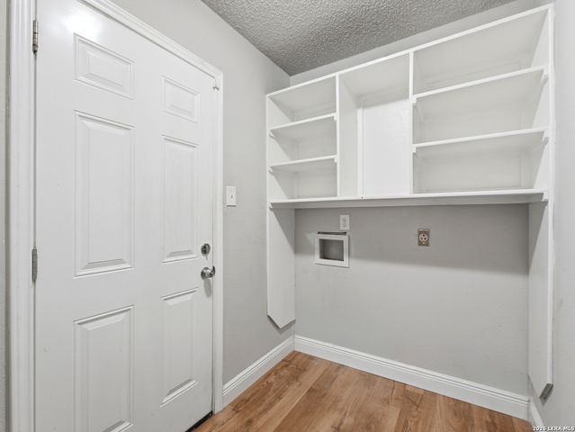 1114 CHURING DR, San Antonio, TX 78245