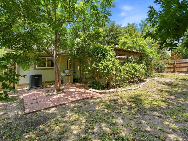 1114 CHURING DR, San Antonio, TX 78245