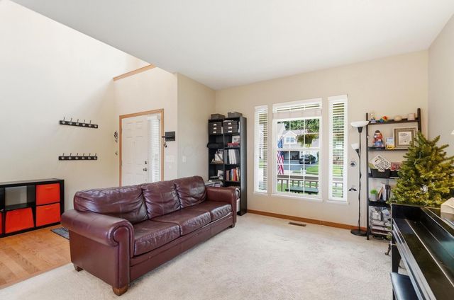 626 Greenwood Loop, Newark, OH 43055