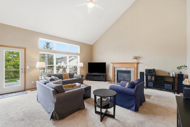 626 Greenwood Loop, Newark, OH 43055