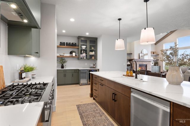 7232 N Firhill Pl, Eagle, ID 83616