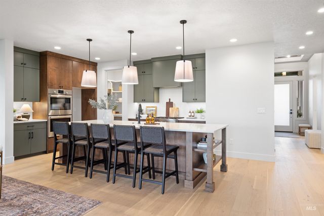 7232 N Firhill Pl, Eagle, ID 83616