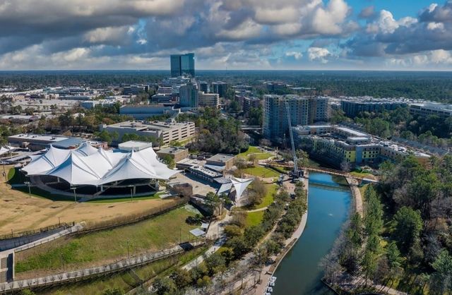 25722 Overlake Drive, Spring, TX 77380