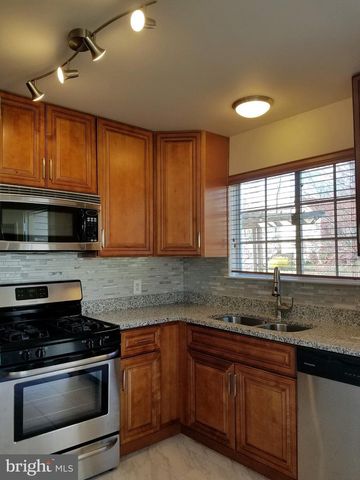 14210 AUTUMN CIR, Centreville, VA 20121