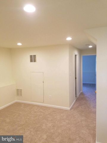 14210 AUTUMN CIR, Centreville, VA 20121