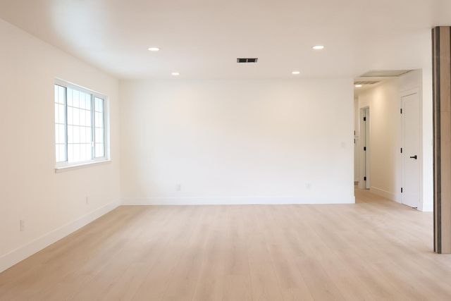 8260 E Granite Dr, Granite Bay, CA 95746