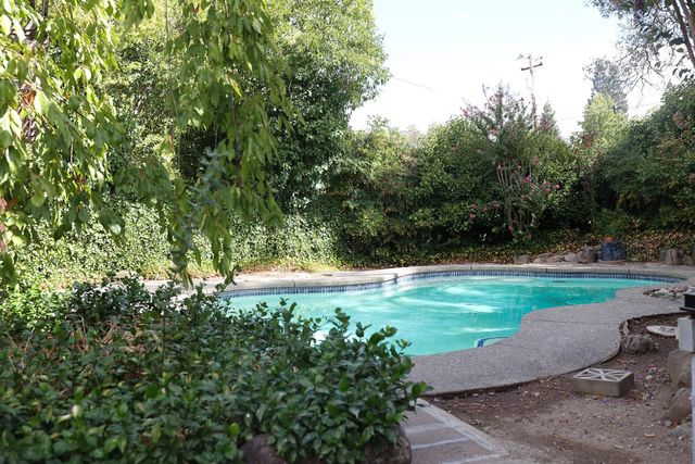 8260 E Granite Dr, Granite Bay, CA 95746