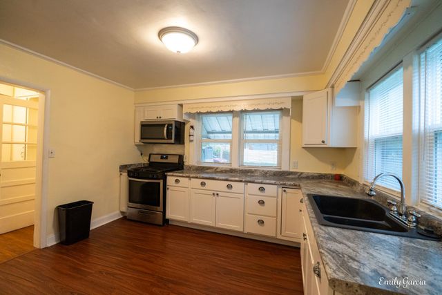 1151 W Dale Avenue, Muskegon, MI 49441