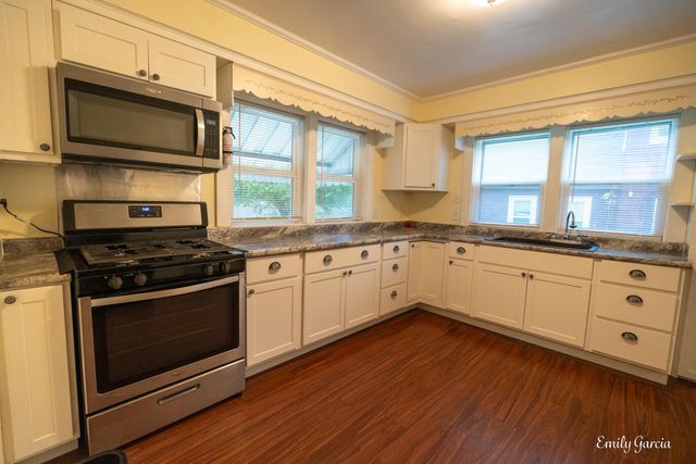 1151 W Dale Avenue, Muskegon, MI 49441