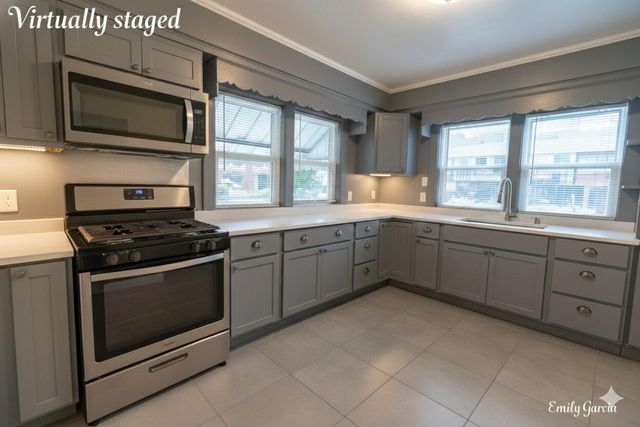 1151 W Dale Avenue, Muskegon, MI 49441