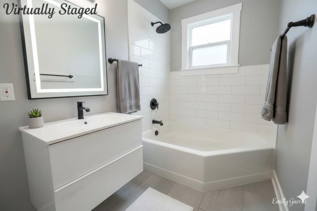 1151 W Dale Avenue, Muskegon, MI 49441