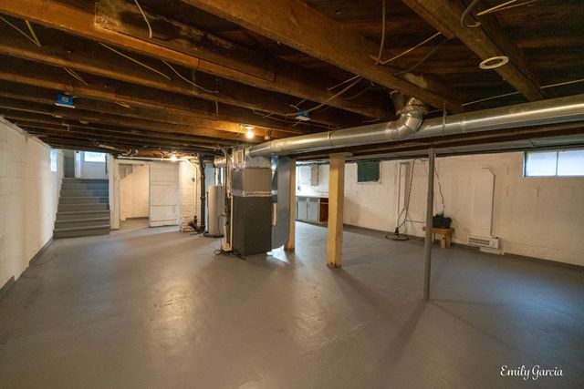 1151 W Dale Avenue, Muskegon, MI 49441