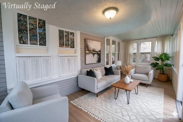 1151 W Dale Avenue, Muskegon, MI 49441