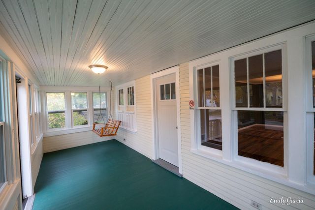 1151 W Dale Avenue, Muskegon, MI 49441