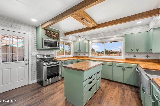 16788 Glendower Avenue, North Edwards, CA 93523