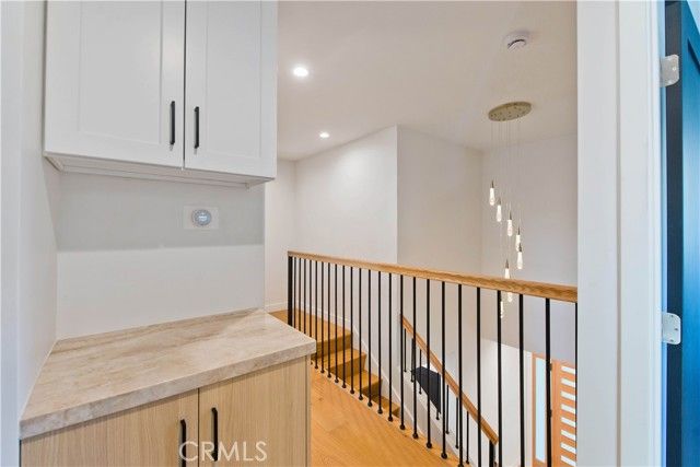 22357 Welby Way, Woodland Hills (los Angeles), CA 91303