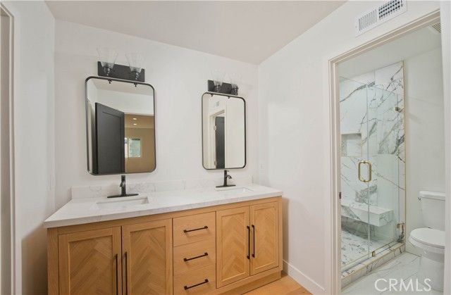 22357 Welby Way, Woodland Hills (los Angeles), CA 91303