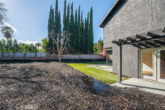 22357 Welby Way, Woodland Hills (los Angeles), CA 91303