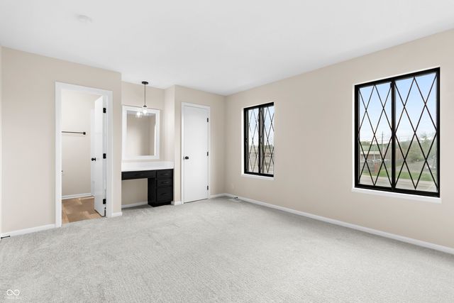 8104 Bromley Place, Indianapolis, IN 46219
