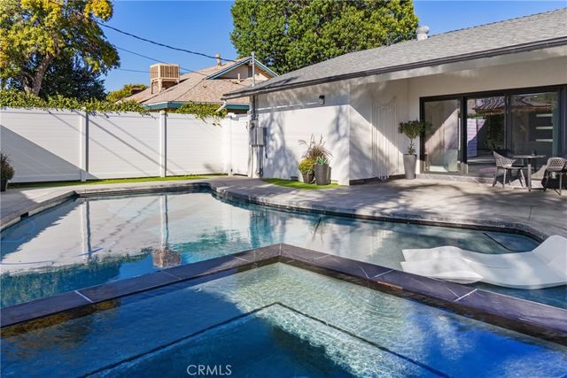 7839 Sausalito, West Hills, CA 91304
