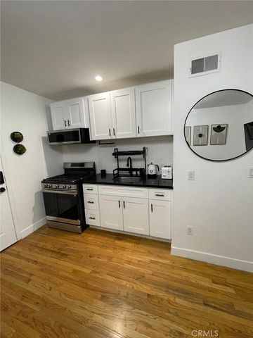 7839 Sausalito, West Hills, CA 91304