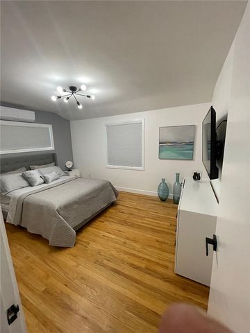 7839 Sausalito, West Hills, CA 91304