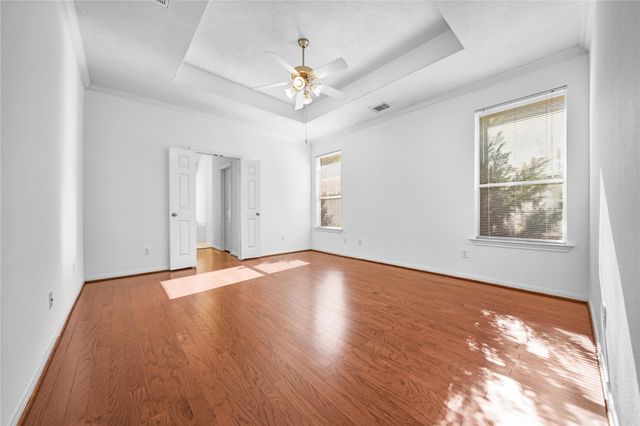 11 Griffin Hill Court, Spring, TX 77382