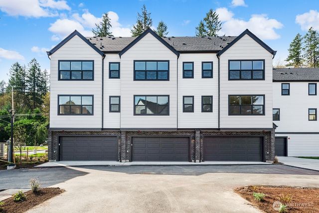 714 Newport Way NW, Issaquah, WA 98027
