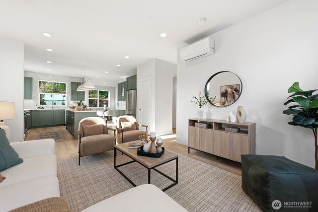 714 Newport Way NW, Issaquah, WA 98027