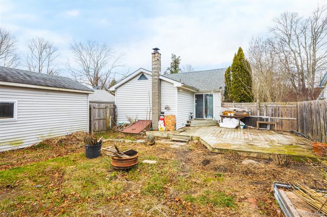 278 W Elm Road, Mastic Beach, NY 11951