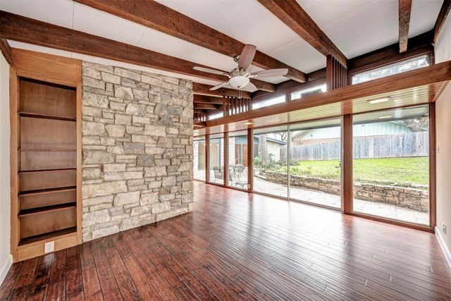 1615 Elmhurst DR, Austin, TX 78741