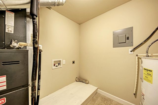 1615 Elmhurst DR, Austin, TX 78741