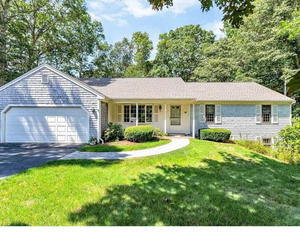 97 Headwaters Rd 1, Barnstable, MA 02632