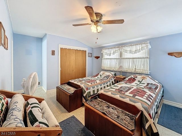 14 Ridge View Rd, Newton Town, NJ 07860