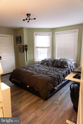 511 W BROADWAY, Red Lion, PA 17356
