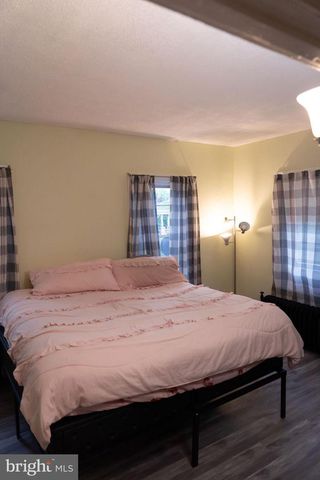 511 W BROADWAY, Red Lion, PA 17356