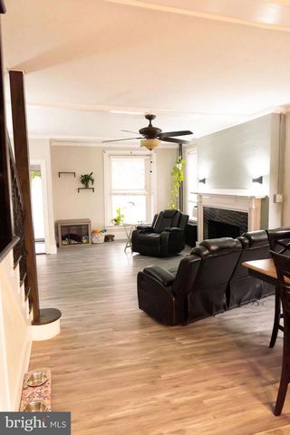 511 W BROADWAY, Red Lion, PA 17356