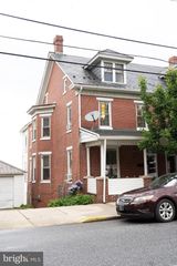 511 W BROADWAY, Red Lion, PA 17356