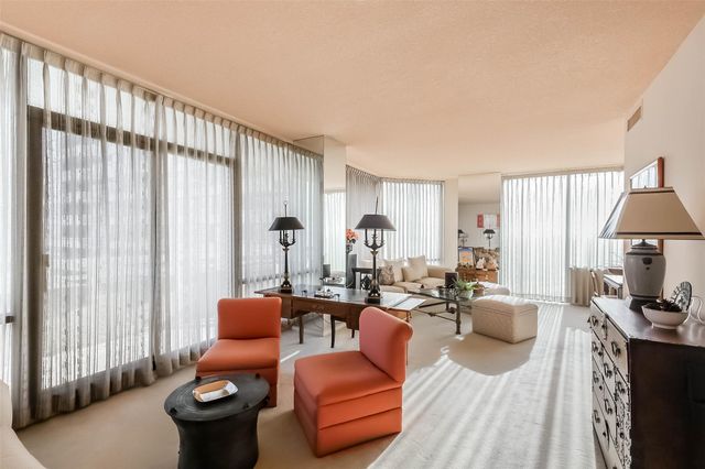 14 Greenway Plaza 21P, Houston, TX 77046