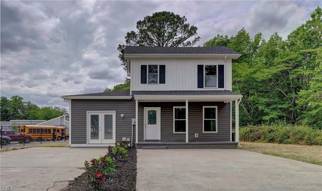 2017 Wilroy RD, Suffolk, VA 23434