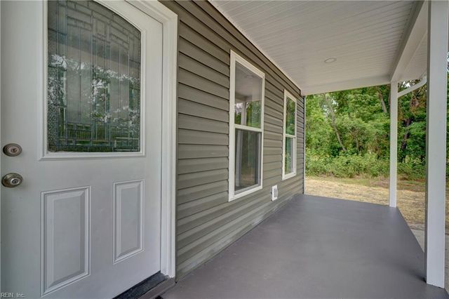 2017 Wilroy RD, Suffolk, VA 23434
