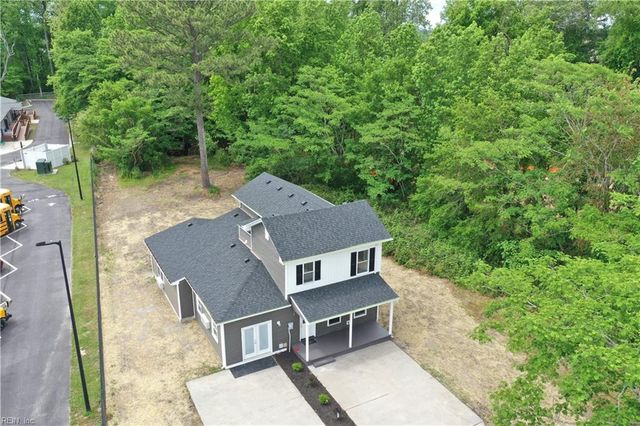 2017 Wilroy RD, Suffolk, VA 23434