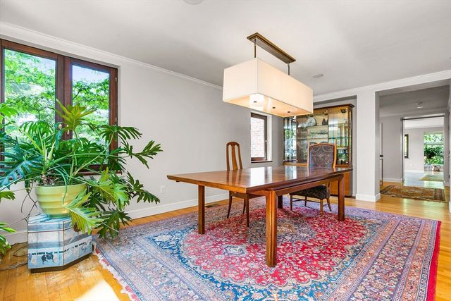 34 Lagrange St, Brookline, MA 02467