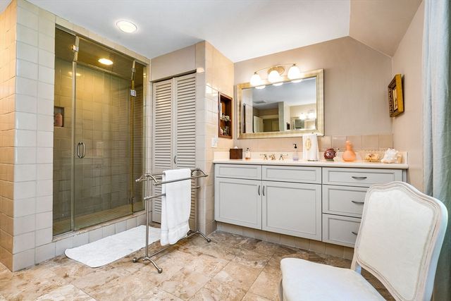 34 Lagrange St, Brookline, MA 02467