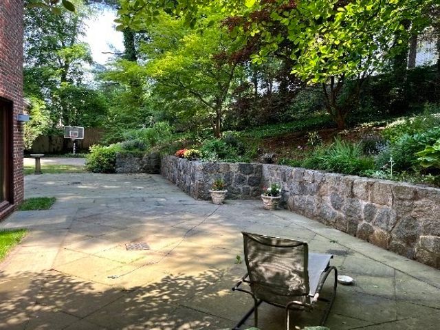 34 Lagrange St, Brookline, MA 02467