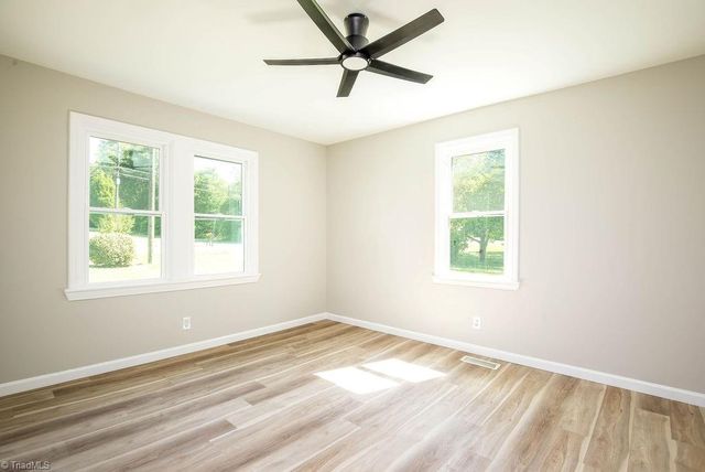 348 Albany Street, Burlington, NC 27215